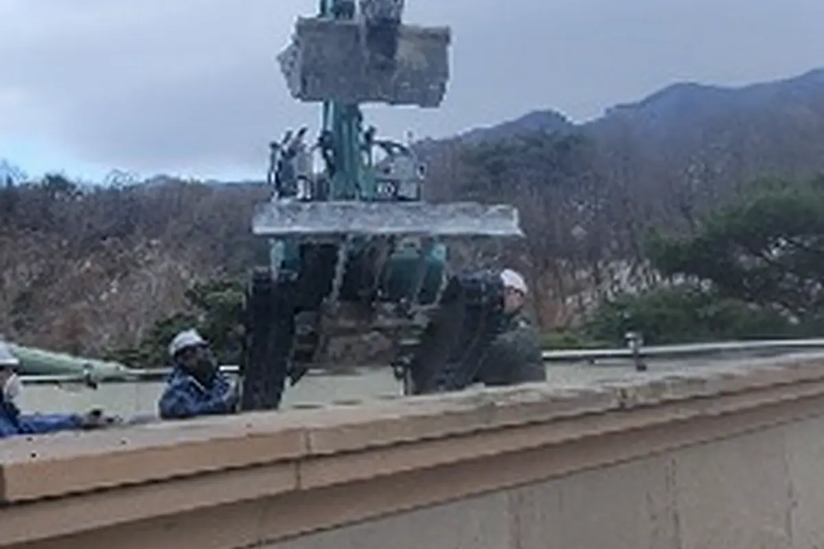 서초구 성남분당판교 데코타일박리철거 야간새벽주말무할증 현장 사진 3